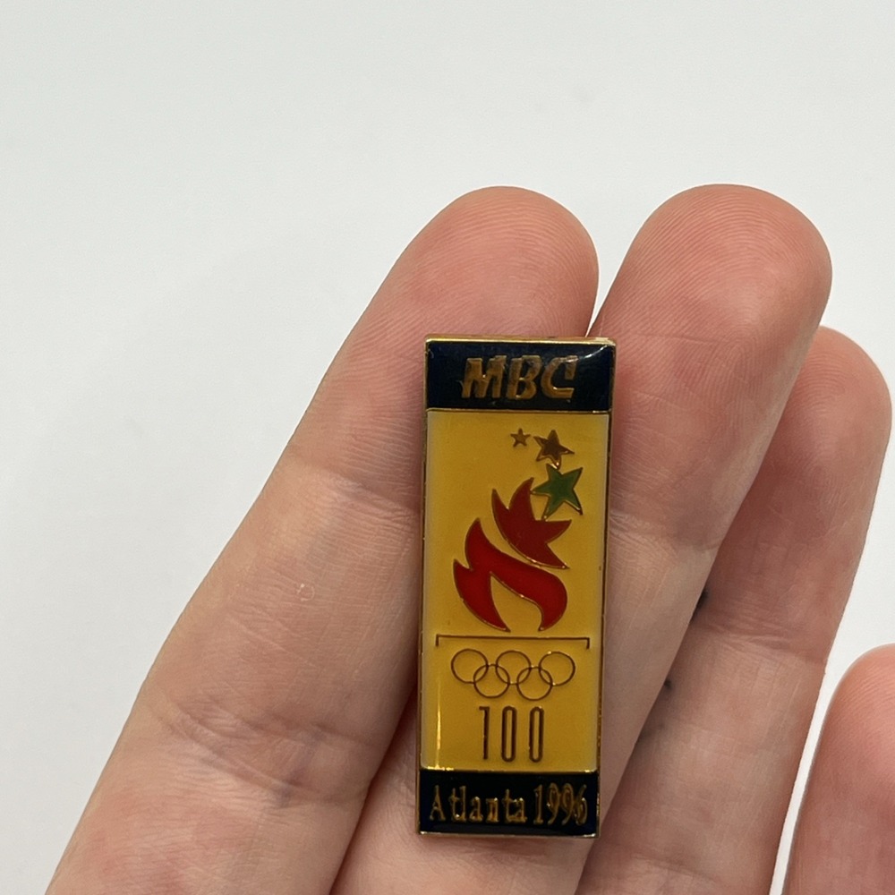1996 Atlanta Olympics Munhwa Broadcasting Company MBC South Korea Lapel Hat Pin
